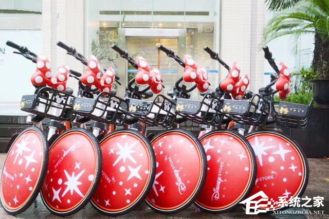 摩拜单车与迪士尼合作：上海街头现身米奇/米妮单车
