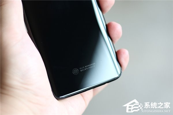 三星Galaxy S8中国移动定制版开箱图赏：中国移动定制Logo都没有