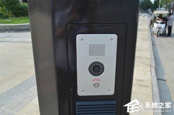 中国移动开启智能灯杆测试：能接WiFi能充电