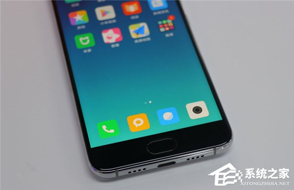 小米6亮银探索版现场图赏：四曲面镜面玻璃机身