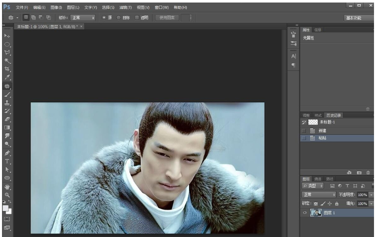 如何利用PS软件制作人物剪影效果？