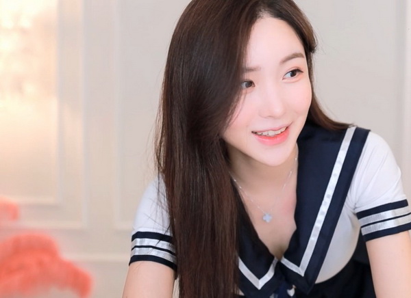 蜜柚app v1.2.7免费破解版下载