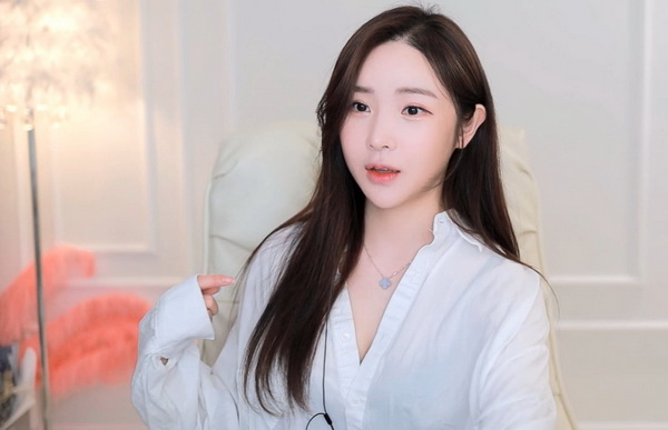 草莓丝瓜芭乐樱桃秋葵榴莲苹果版下载