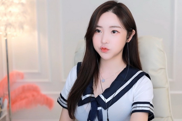 秋葵小蝌蚪榴莲富二代丝瓜免费版下载