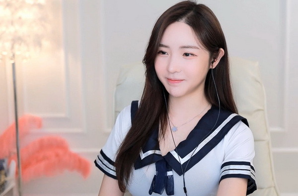 草莓视频 秋葵视频 小猪视频导航版下载