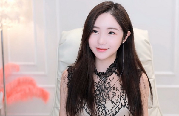 哈密瓜视频成视频人一触即发破解版下载